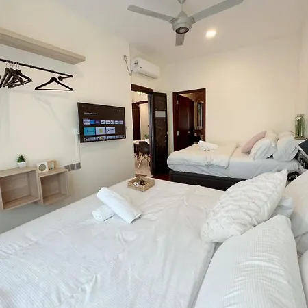 Paragon Suites Jacuzzi Suites Jchome By Mwm Johor Bahru Exterior photo