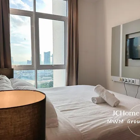 Paragon Suites Jacuzzi Suites Jchome By Mwm Johor Bahru Exterior photo
